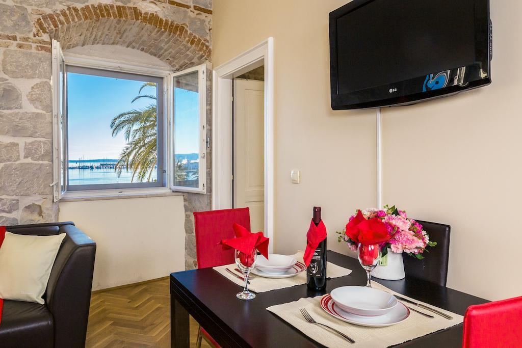 Luxury Apartment Riva With A Magnificient View スプリト エクステリア 写真